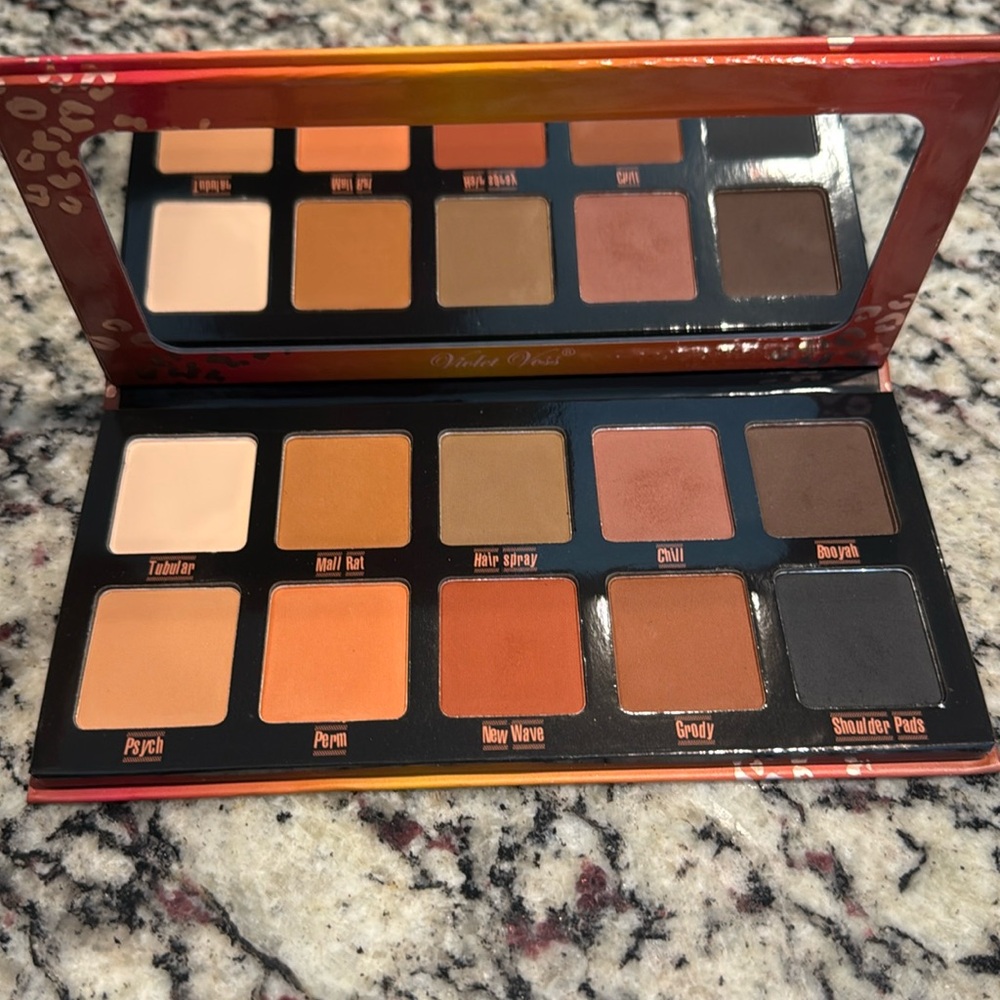 Violet Voss Matte Vibes Eyeshadow Palette